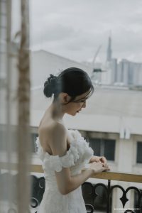 THỬ VÁY CƯỚI; CÔ DÂU CẦN LƯU Ý NHỮNG GÌ?