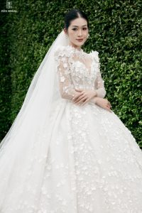 váy cưới công chúa