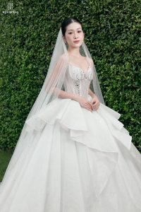 váy cưới công chúa